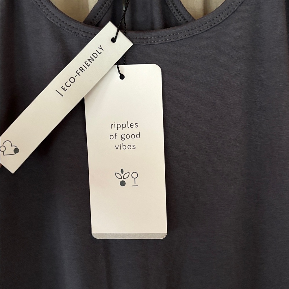 NWT Ripple Yoga Romper - Picture 6 of 13